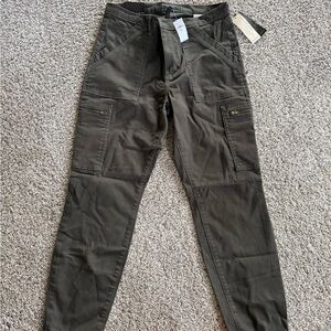 NWT Banana Republic Dark Olive Cargo Pants